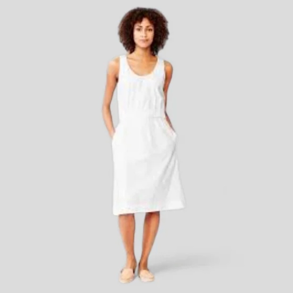 Never worn Gap sleeveless cotton dress